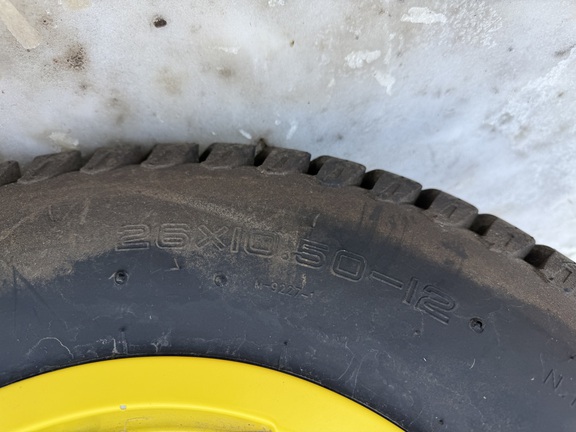 2021 John Deere X734 - Photo12