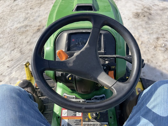 2021 John Deere X734 - Photo22