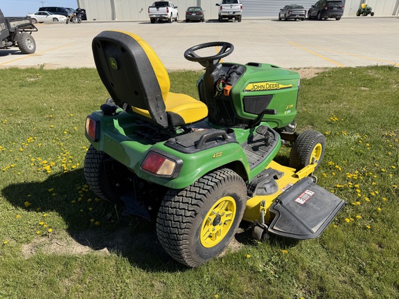 2021 John Deere X734 - Photo4
