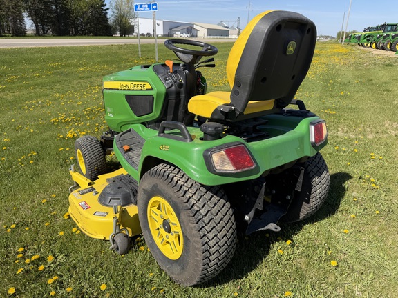 2021 John Deere X734 - Photo6