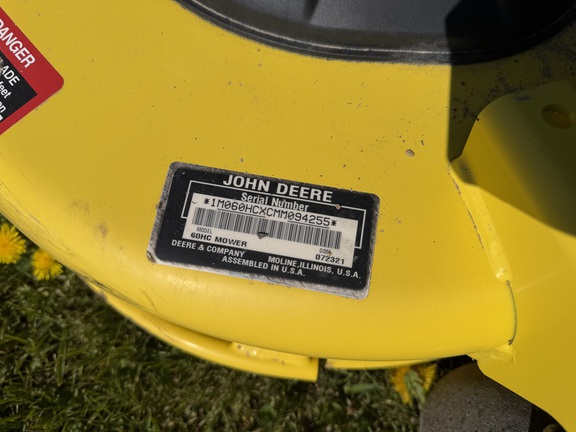 2021 John Deere X734 - Photo15