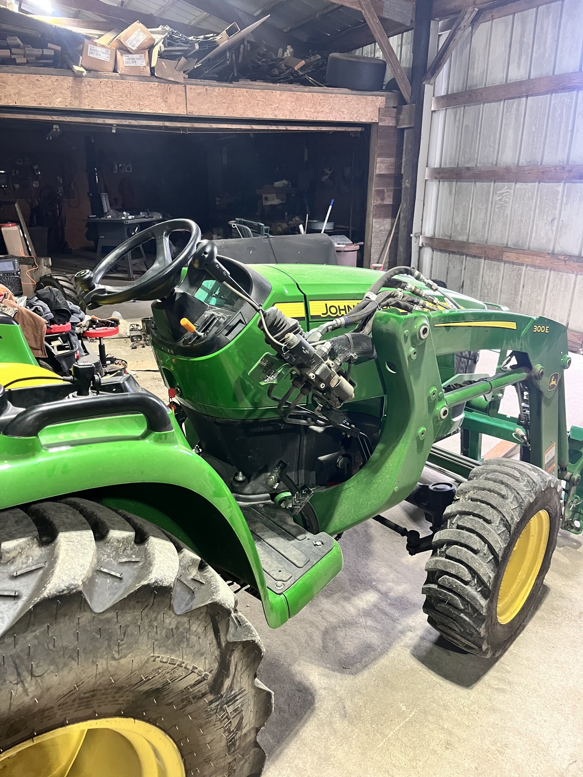 2023 John Deere 3038E Image 6