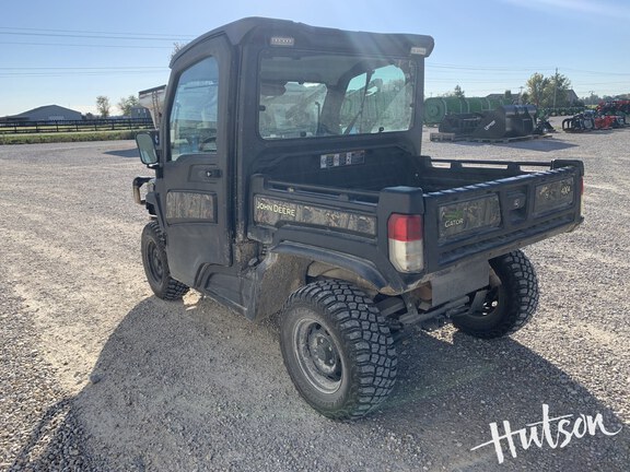 Photo of 2019 John Deere XUV 835M