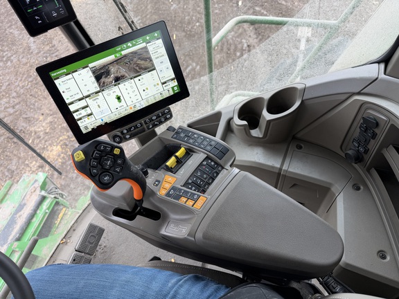 2025 John Deere S7 800 - Photo43