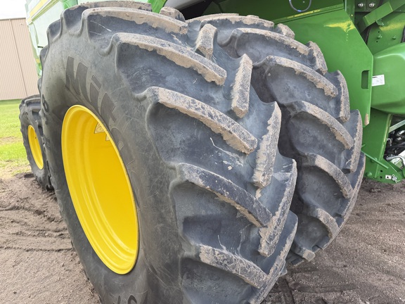 2025 John Deere S7 800 - Photo11
