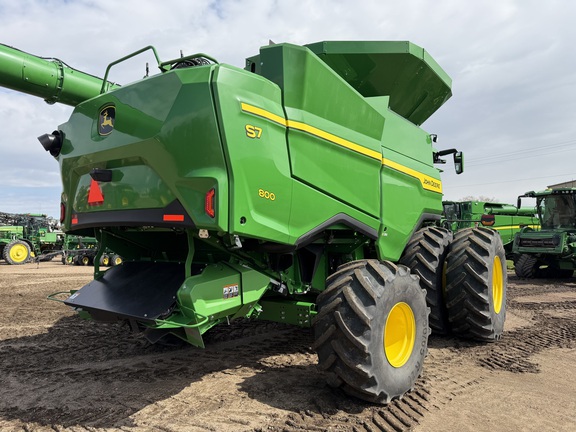 2025 John Deere S7 800 - Photo3