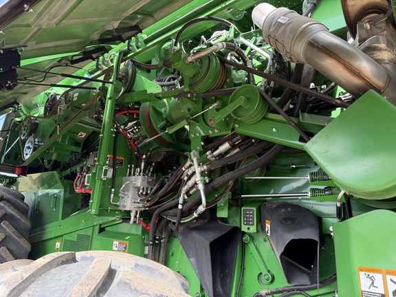 2025 John Deere S7 800 - Photo18