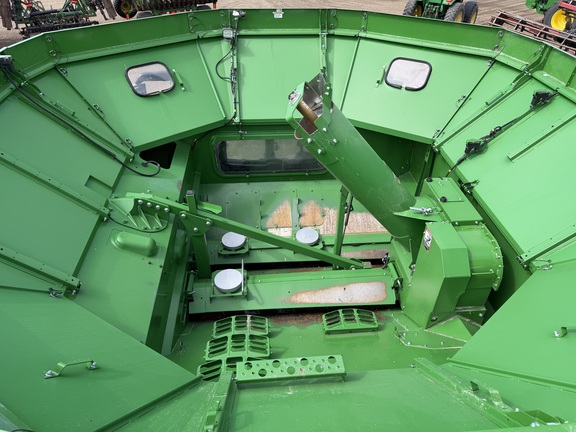 2025 John Deere S7 800 - Photo31