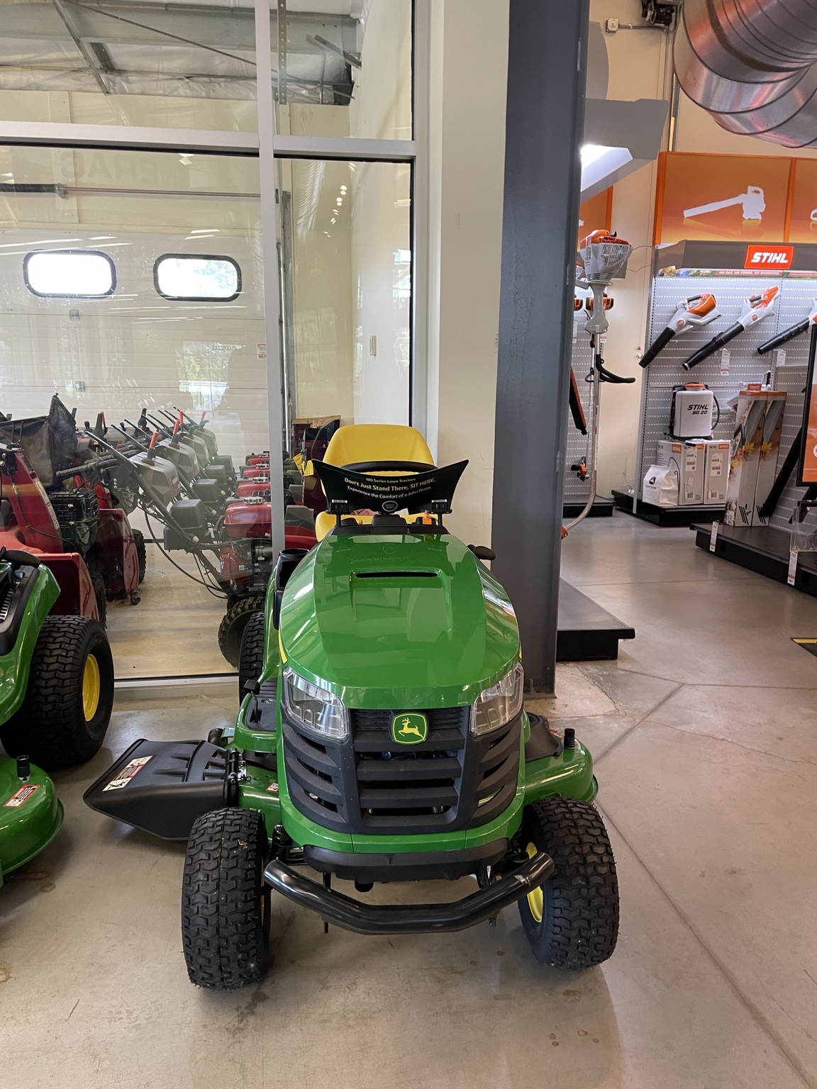 2025 John Deere S140 Image 2
