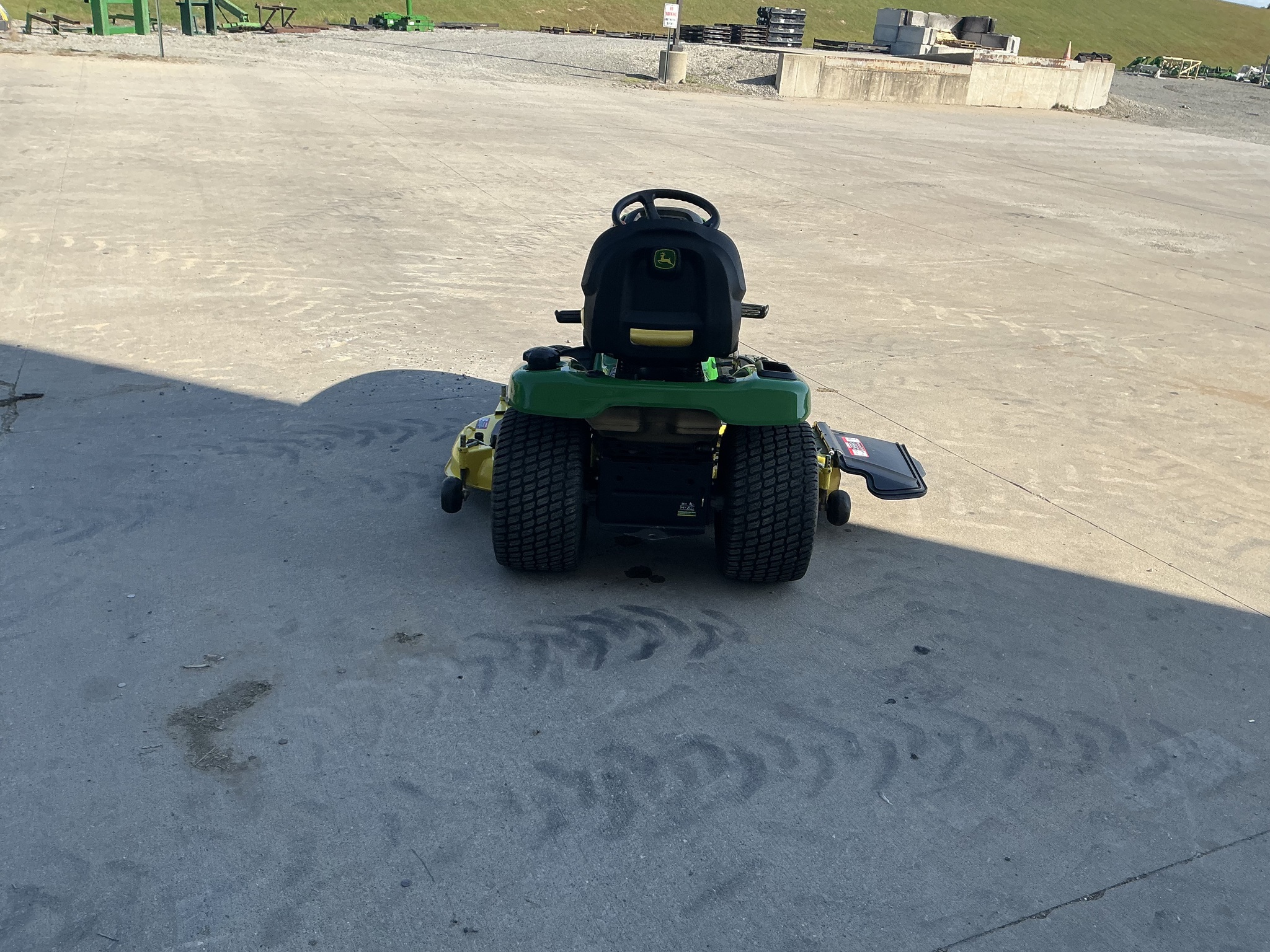 2010 John Deere X340 Image 6