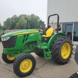 Photo of 2022 John Deere 5045E