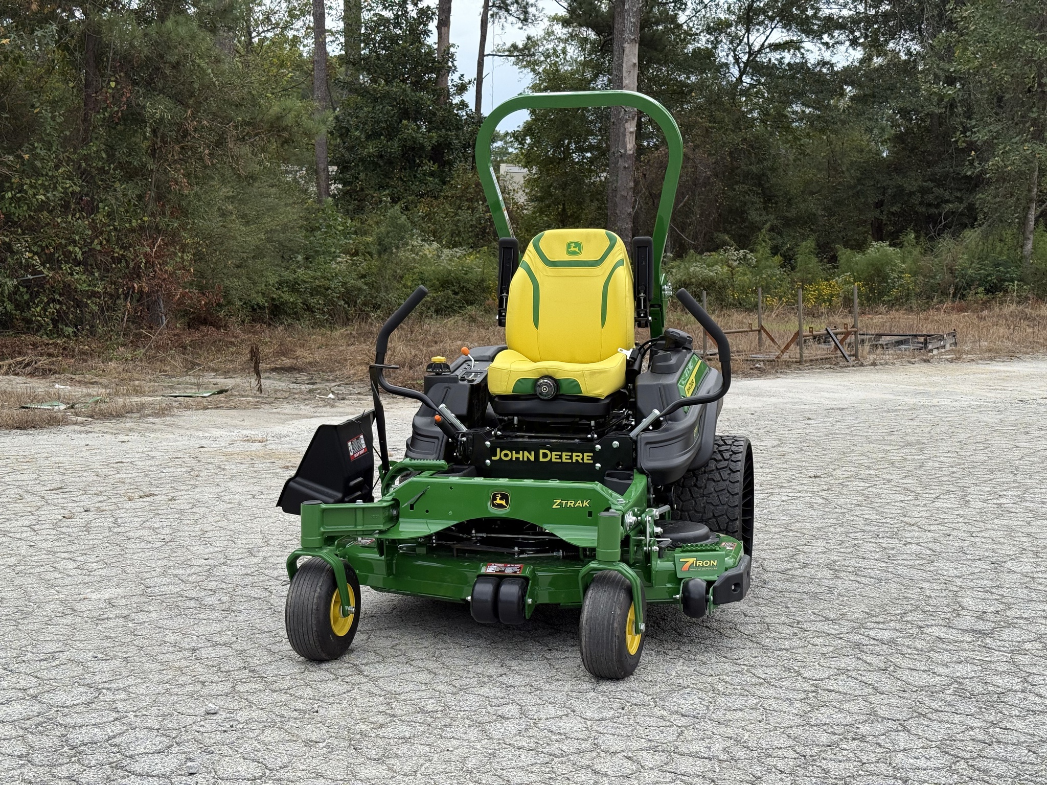 2025 John Deere Z955M Image 9