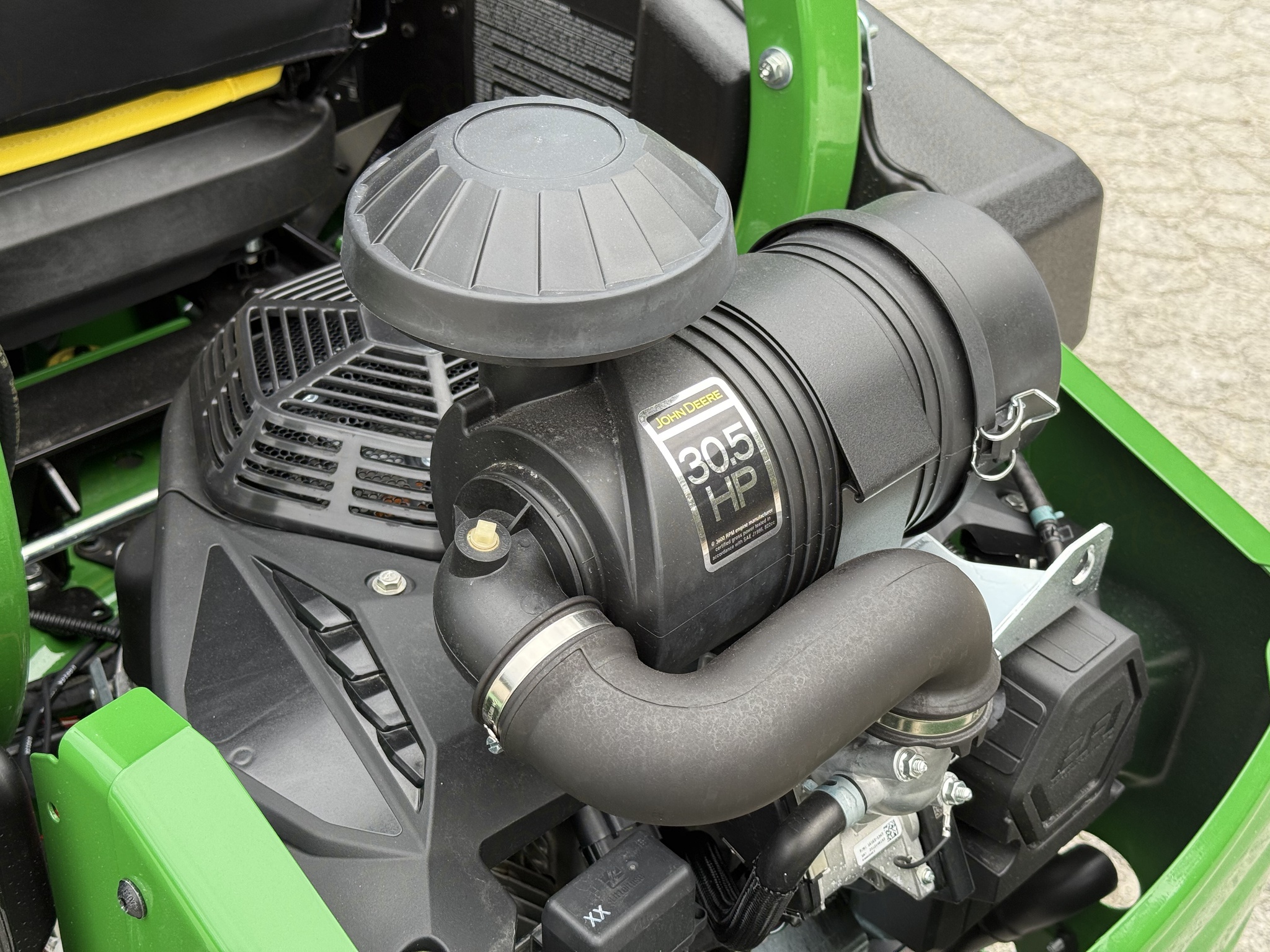 2025 John Deere Z955M Image 5