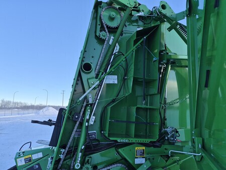 Used 2023 John Deere 560R Round Balers at Horizon Ag & Turf in St. Paul, AB - Photo10