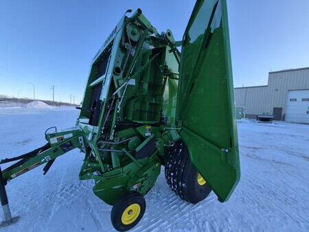 Used 2023 John Deere 560R Round Balers at Horizon Ag & Turf in St. Paul, AB - Photo8