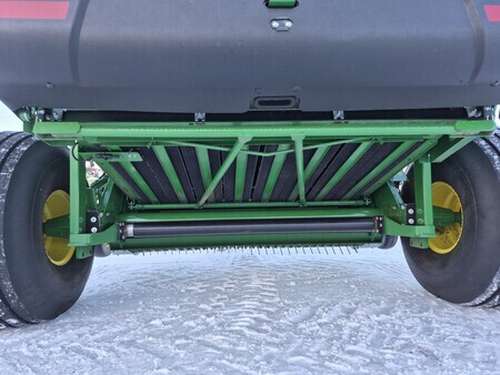 Used 2023 John Deere 560R Round Balers at Horizon Ag & Turf in St. Paul, AB - Photo14