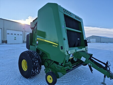  John Deere 560R