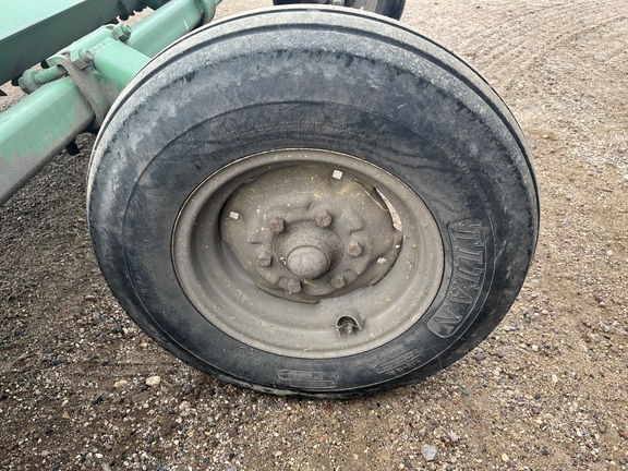 2010 John Deere 520 - Photo11