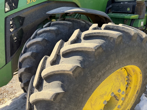 2025 John Deere 8R 370 - Photo10