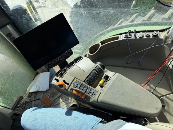 2025 John Deere 8R 370 - Photo33