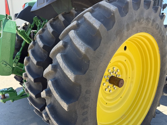 2025 John Deere 8R 370 - Photo15