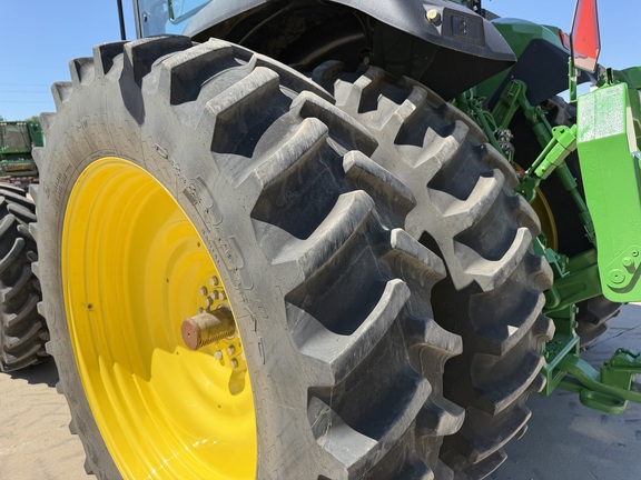 2025 John Deere 8R 370 - Photo18
