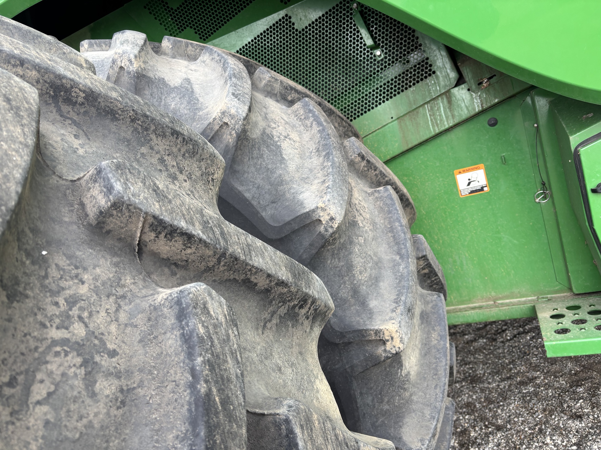  2020 John Deere S780 at Heritage Tractor in Brimfield, IL