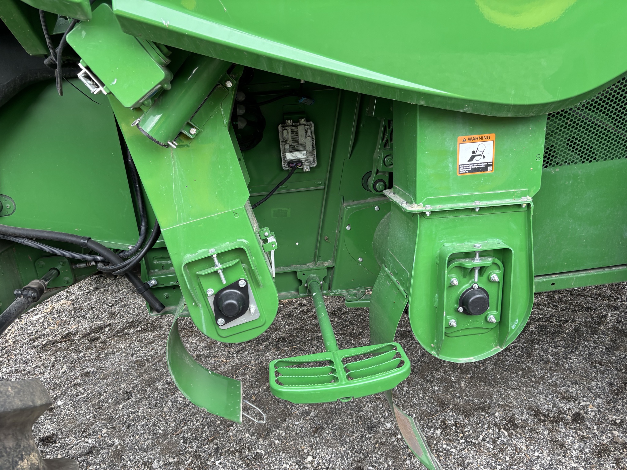  2020 John Deere S780 at Heritage Tractor in Brimfield, IL