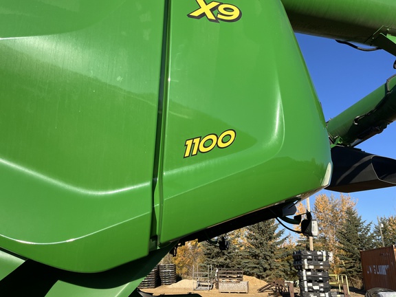Used 2025 John Deere X9 1100 Combines at Horizon Ag & Turf in Edmonton West, AB - Photo9