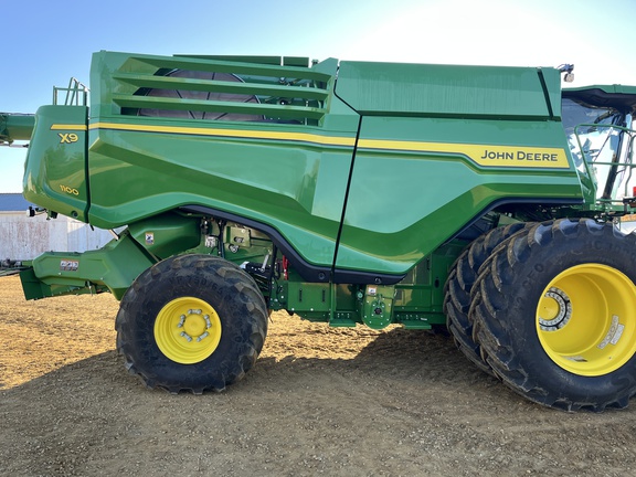 Used 2025 John Deere X9 1100 Combines at Horizon Ag & Turf in Edmonton West, AB - Photo15