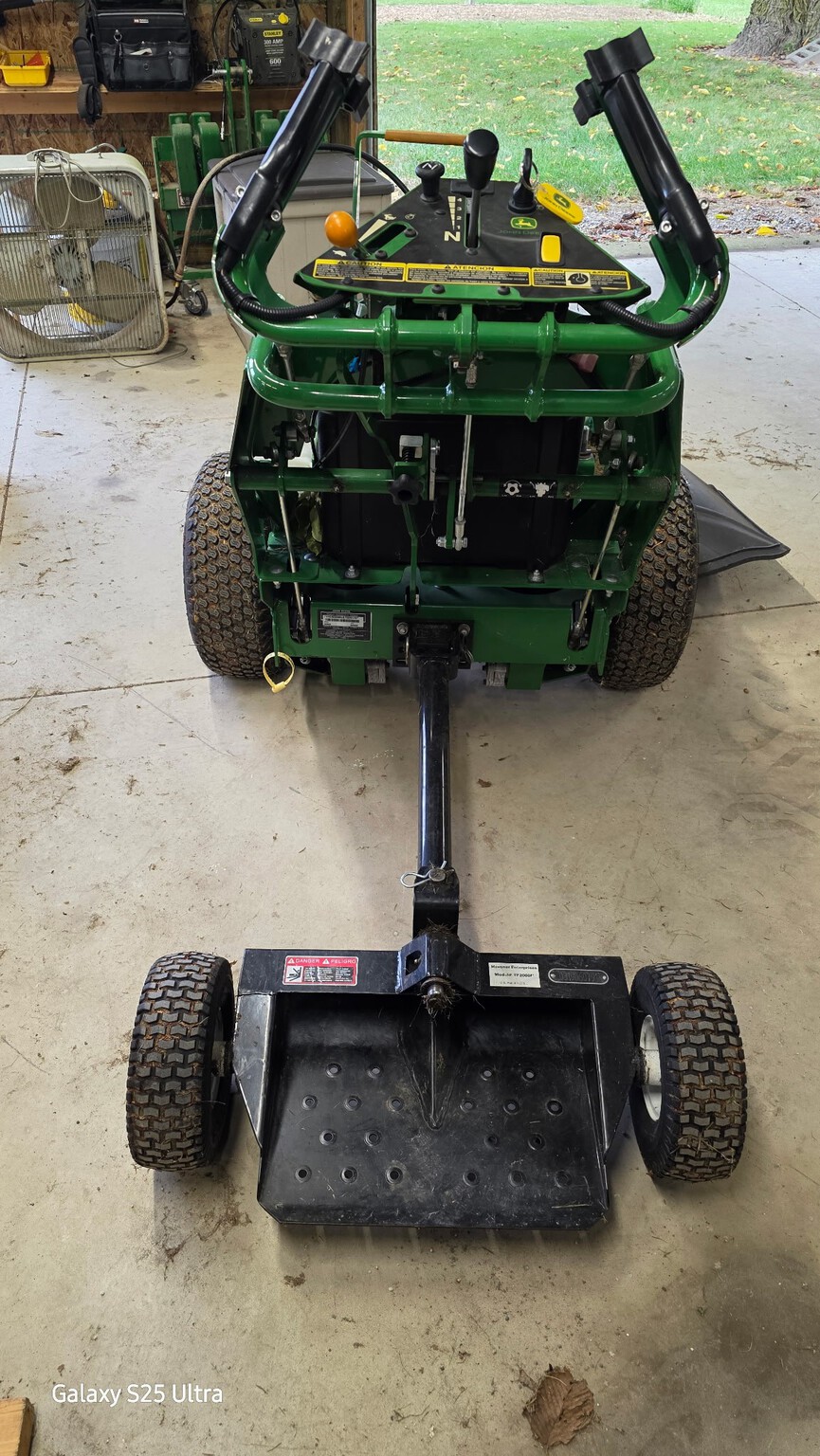 2020 John Deere W36M Image 2