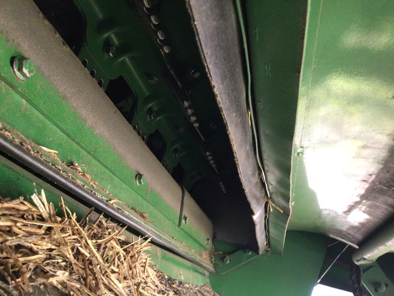 Used 2017 John Deere S670 Combines at Horizon Ag & Turf in Lloydminster, AB - Photo9