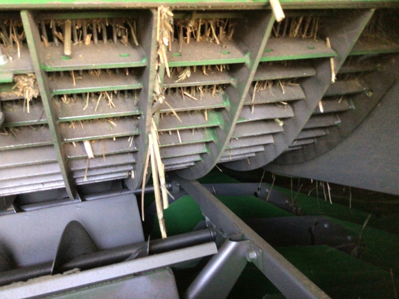 Used 2017 John Deere S670 Combines at Horizon Ag & Turf in Lloydminster, AB - Photo10