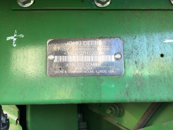 Used 2017 John Deere S670 Combines at Horizon Ag & Turf in Lloydminster, AB - Photo21