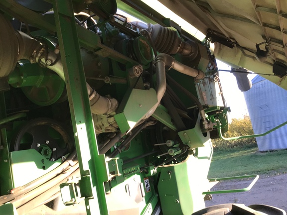Used 2017 John Deere S670 Combines at Horizon Ag & Turf in Lloydminster, AB - Photo25