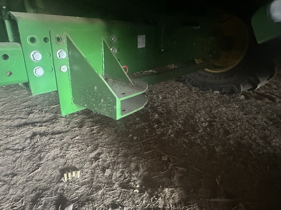Used 2017 John Deere S670 Combines at Horizon Ag & Turf in Lloydminster, AB - Photo33