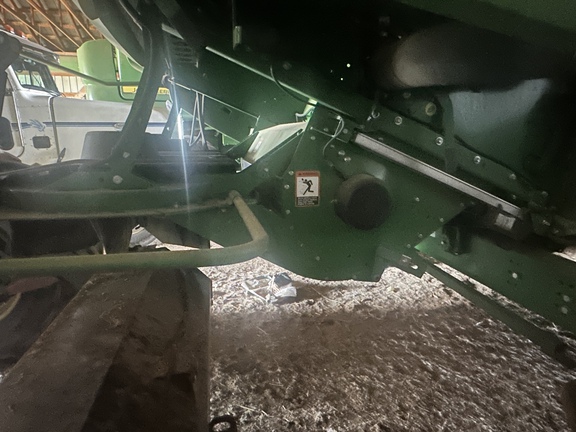 Used 2017 John Deere S670 Combines at Horizon Ag & Turf in Lloydminster, AB - Photo36