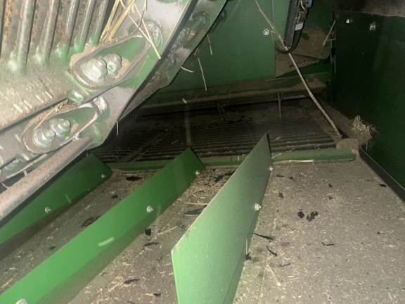 Used 2017 John Deere S670 Combines at Horizon Ag & Turf in Lloydminster, AB - Photo39