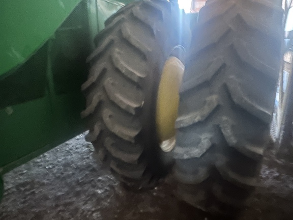 Used 2017 John Deere S670 Combines at Horizon Ag & Turf in Lloydminster, AB - Photo45