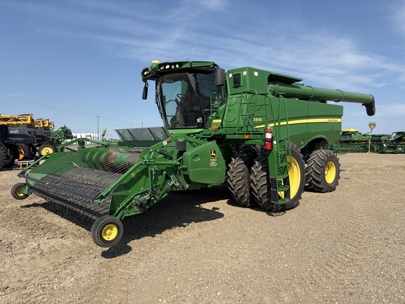  John Deere S670