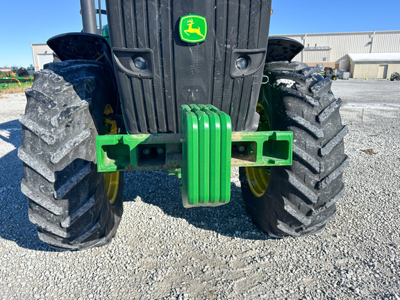 2012 John-Deere 7230R