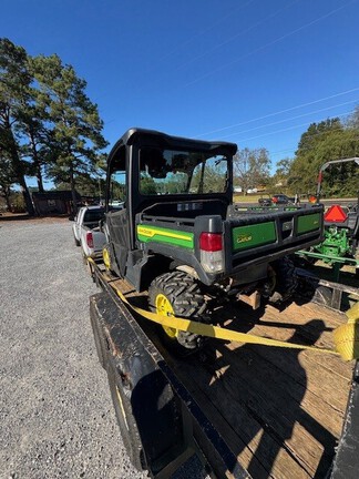2023 John Deere XUV835M Photo 4