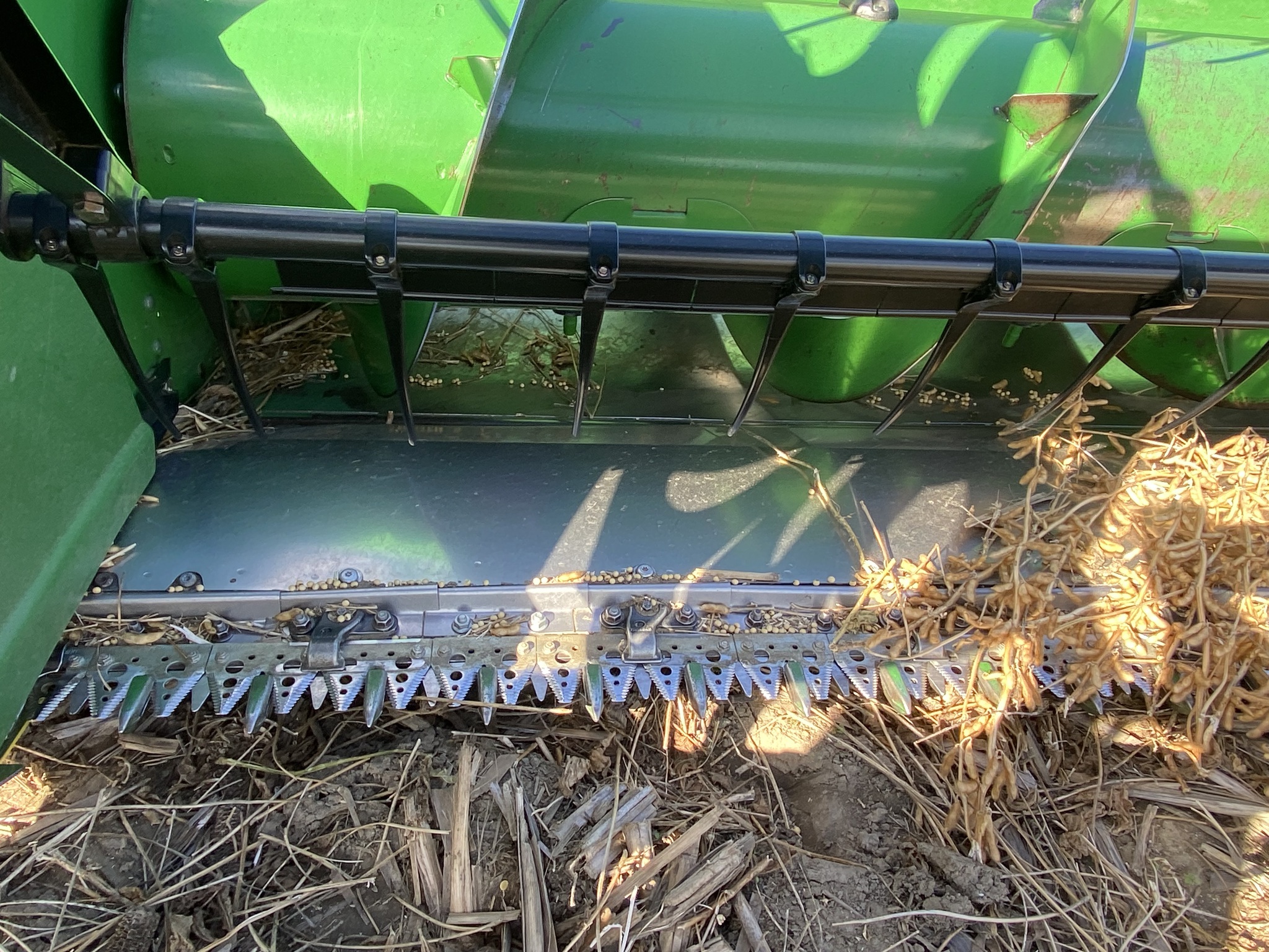 Used 2006 John Deere 635F Combine Platforms at Koenig Equipment in Greensburg, IN - PhotoXL14