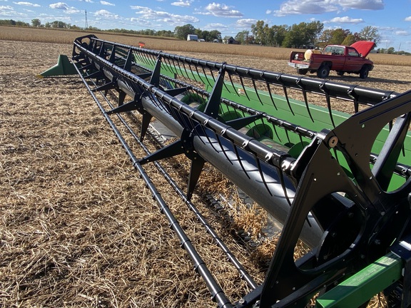 Used 2006 John Deere 635F Combine Platforms at Koenig Equipment in Greensburg, IN - Photo13