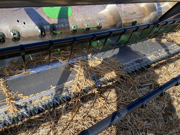 Used 2006 John Deere 635F Combine Platforms at Koenig Equipment in Greensburg, IN - Photo15