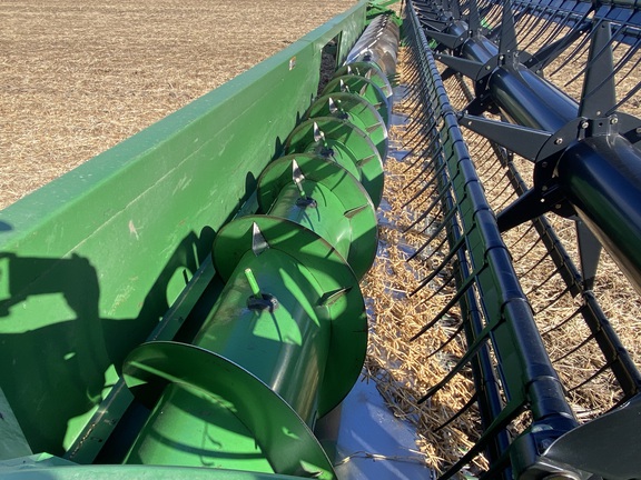 Used 2006 John Deere 635F Combine Platforms at Koenig Equipment in Greensburg, IN - Photo16