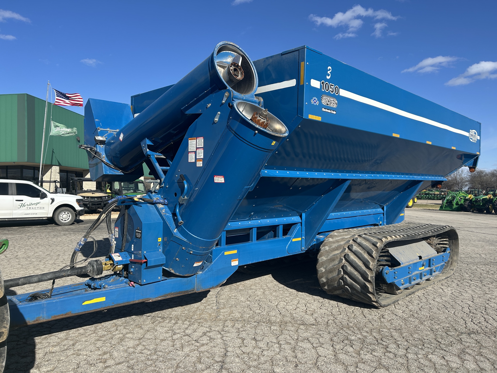  2011 Kinze 1050 at Heritage Tractor in Baldwin City, KS