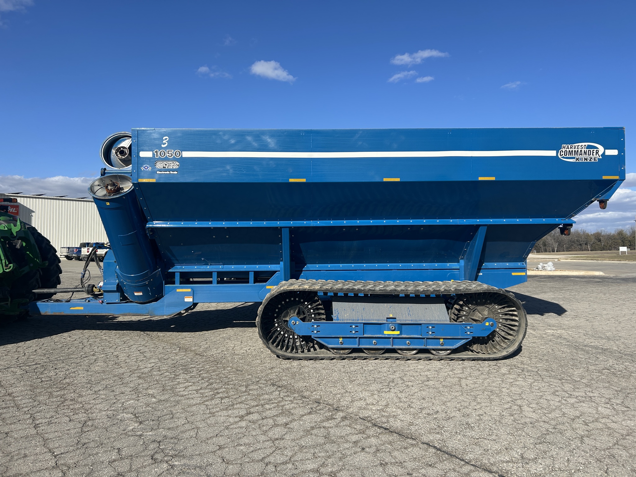  2011 Kinze 1050 at Heritage Tractor in Baldwin City, KS