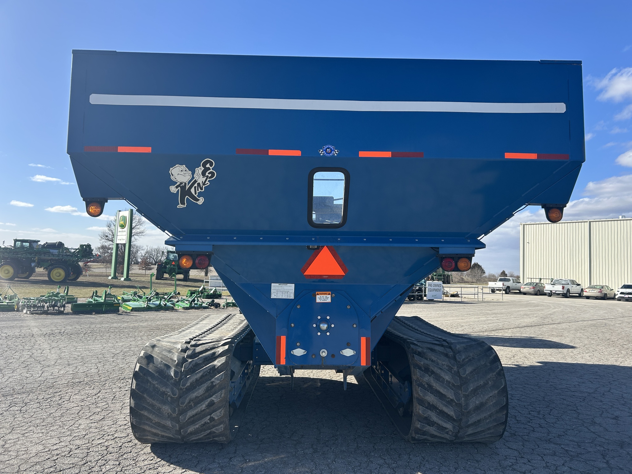  2011 Kinze 1050 at Heritage Tractor in Baldwin City, KS