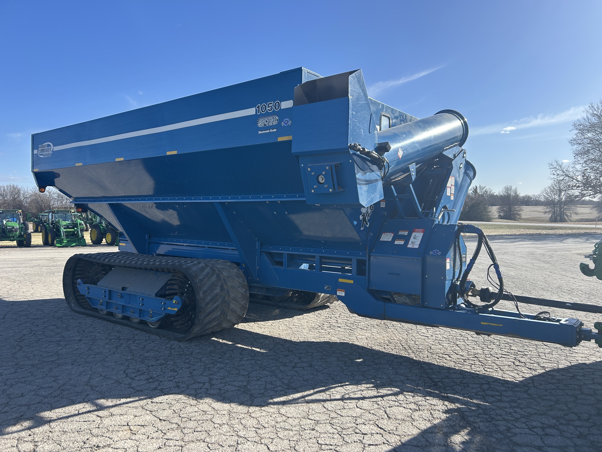  2011 Kinze 1050 at Heritage Tractor in Baldwin City, KS